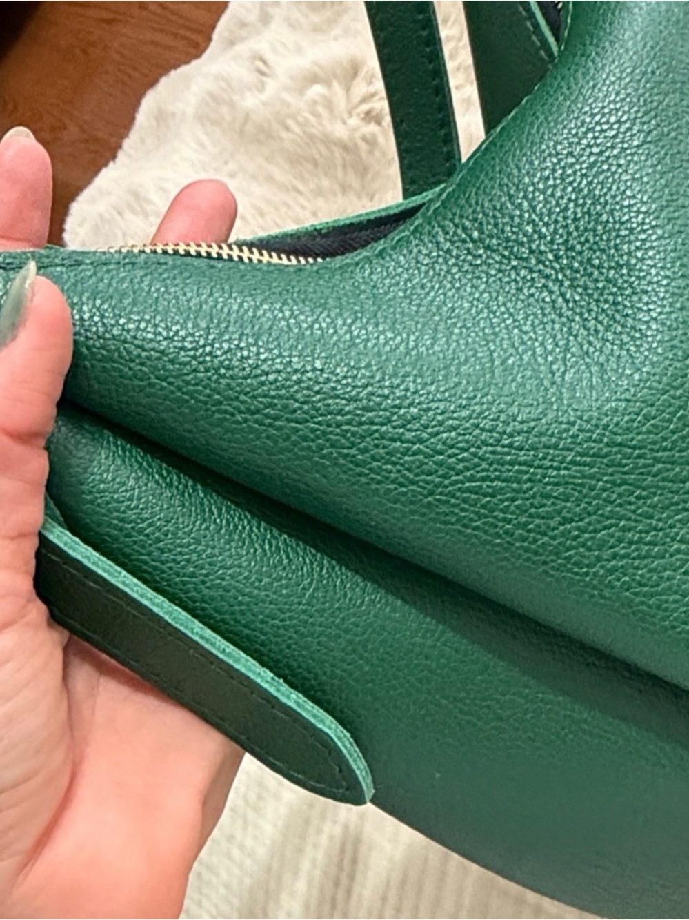 Portland Leather Medium Aspen in Bacalar Premium Line EUC Leather Shoulder Bag - Picture 8 of 14